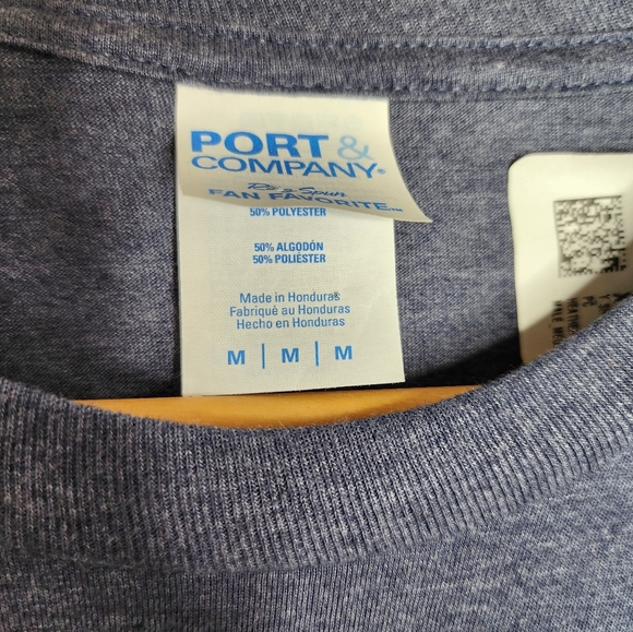 Rock Out With Your 🐓 Out T-Shirt in Heather Blue Size M - Picture 4 of 5